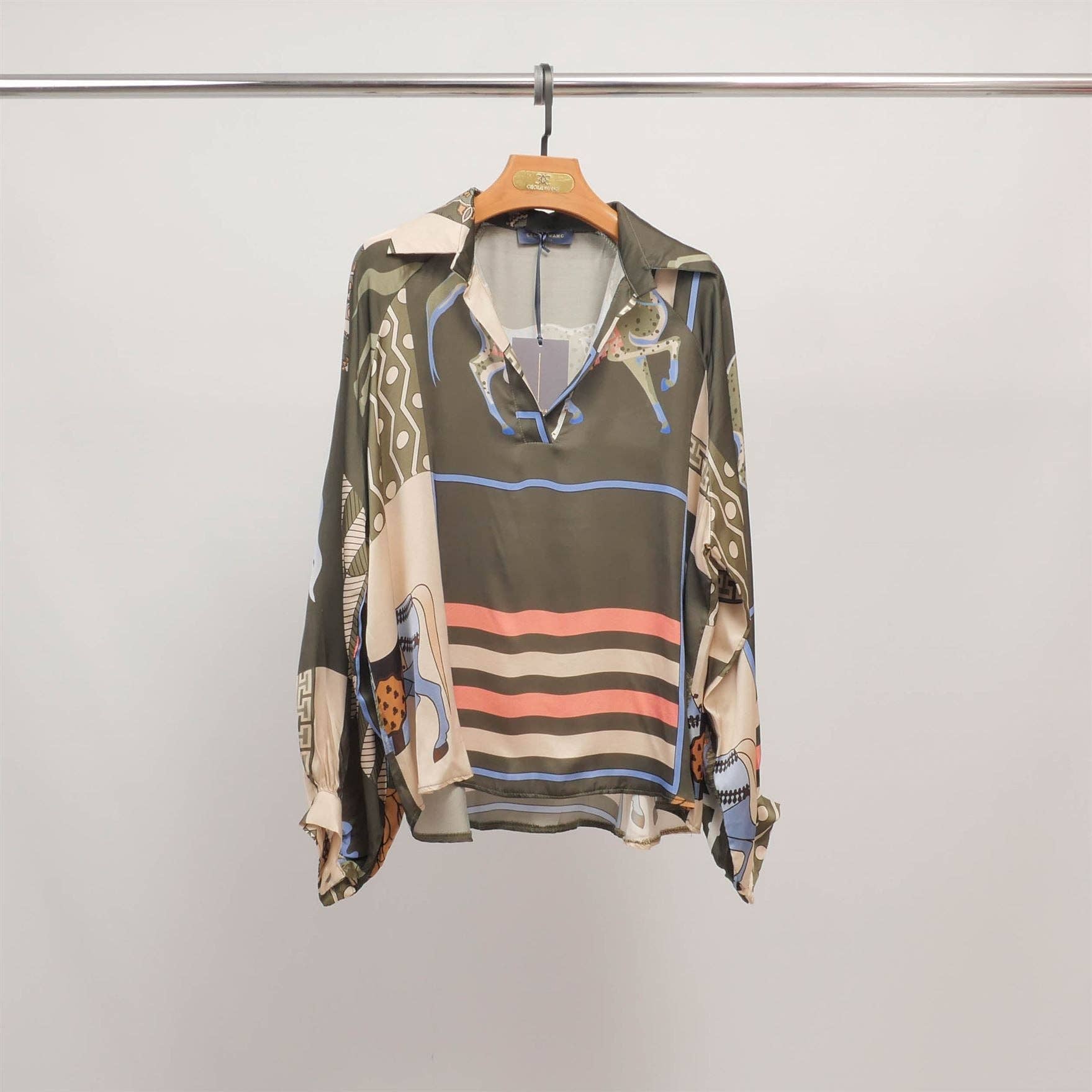 Fluid tunic with equestrian print in Khaki