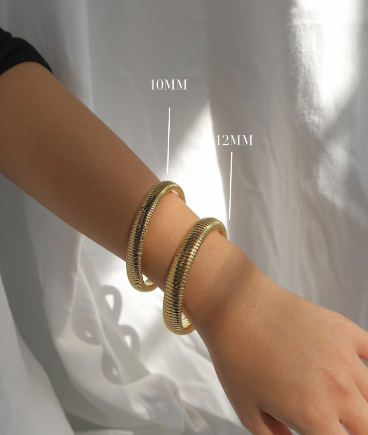 Cobra Tobogas Omega Stretch Bracelet