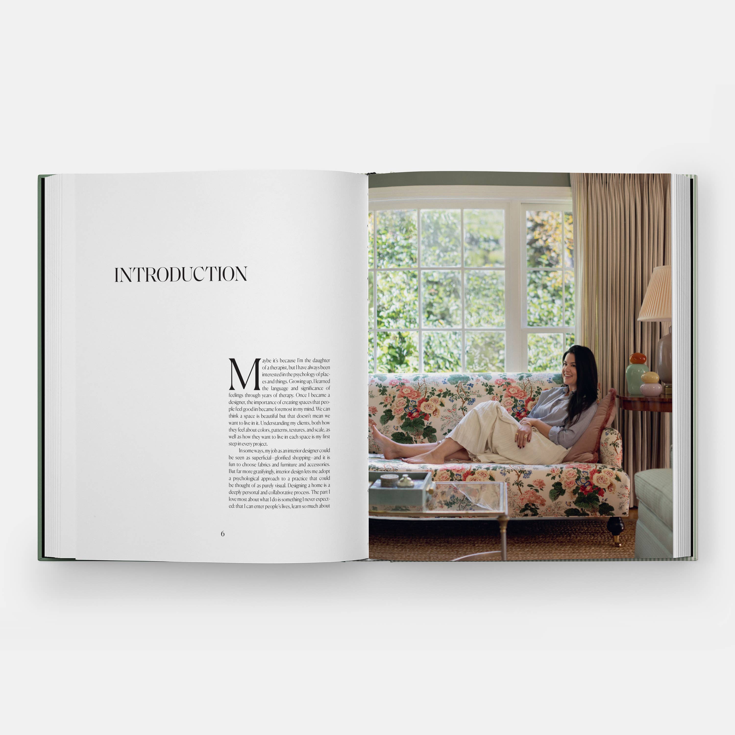 A Welcome Home: Inviting Interiors Book