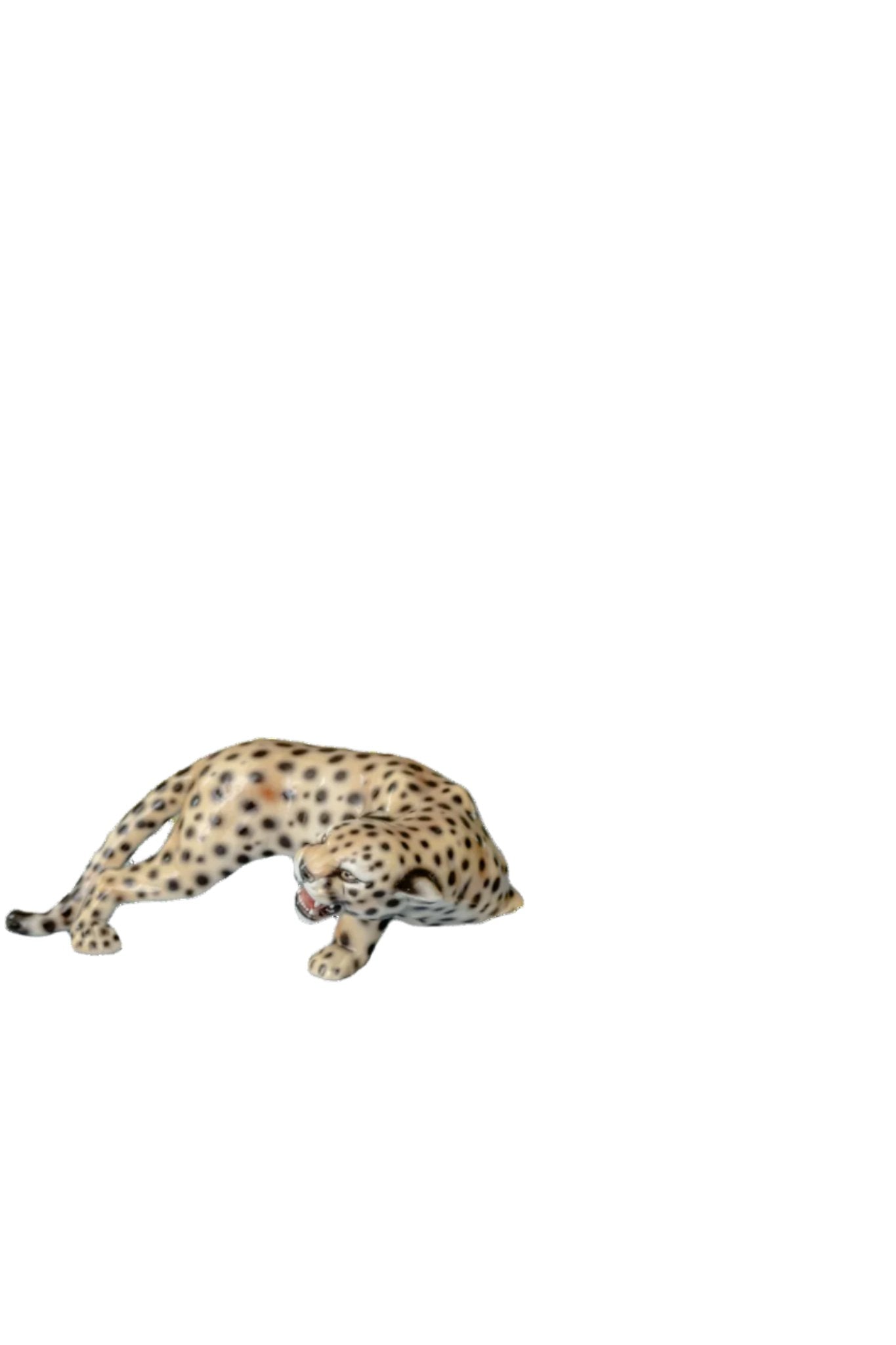 Crouching Cheetah Figure